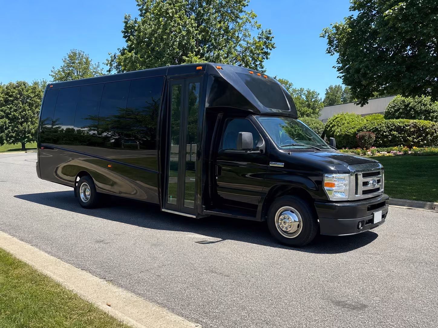Rent a Bus to Brentwood U-Pick Farms & Wineries