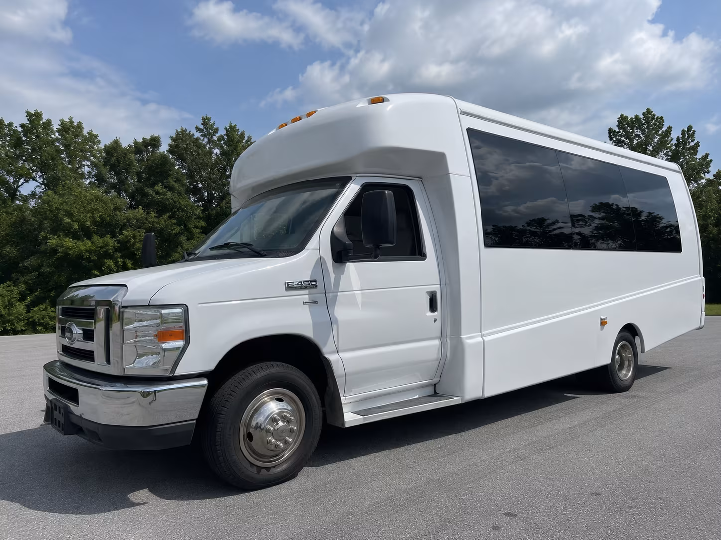 Antioch Winery Tour & Pub Crawl Transportation