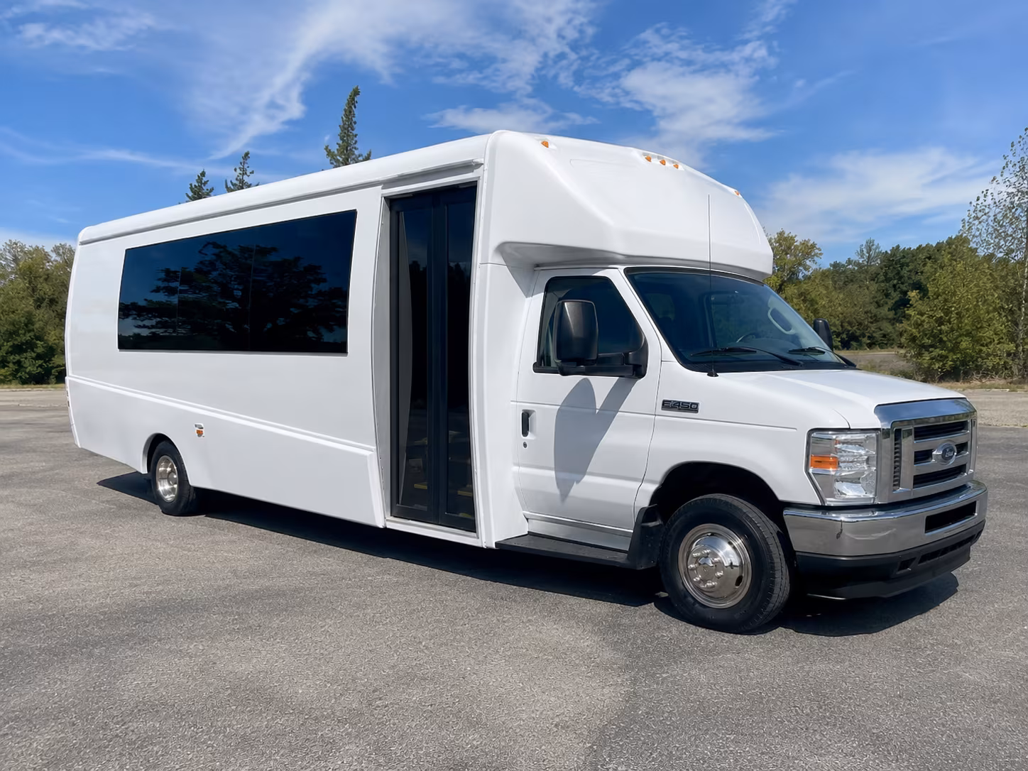 Brentwood Winery Tour & Pub Crawl Transportation